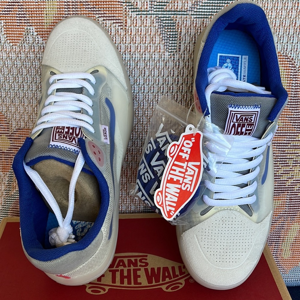 Vans Men’s Evdnt Rw Ultim
Color Wheel Creme
VN0A5DY5982
sneakers - Picture 13 of 16